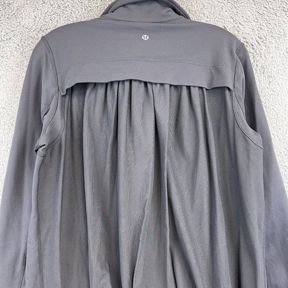Lululemon Jacket Size 10 Full Zip Vented Packable Nylon Reflective - Picture 4 of 10